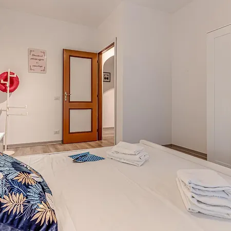 Piume - Sweet Dreams In *